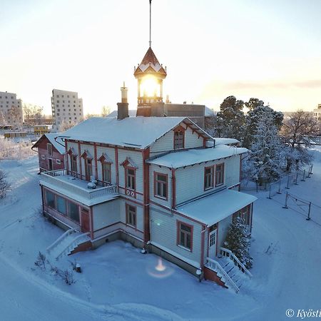 Hostel Cafe Huvila Oulu Zewnętrze zdjęcie