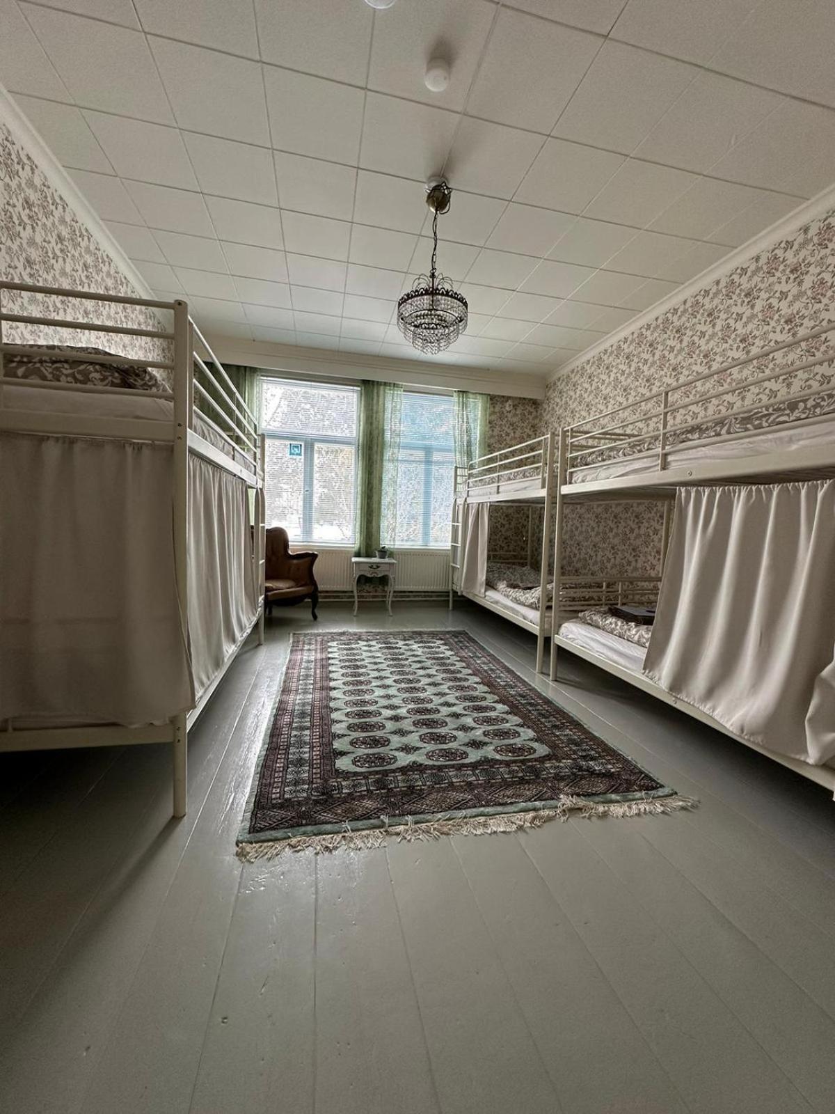 Hostel Cafe Huvila Oulu Zewnętrze zdjęcie