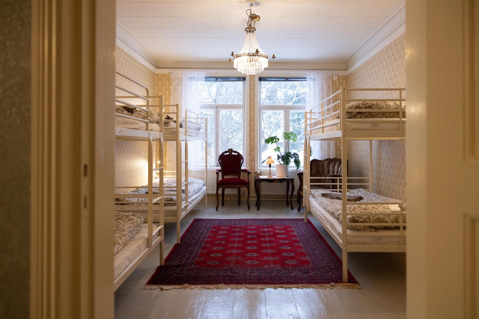 Hostel Cafe Huvila Oulu Zewnętrze zdjęcie