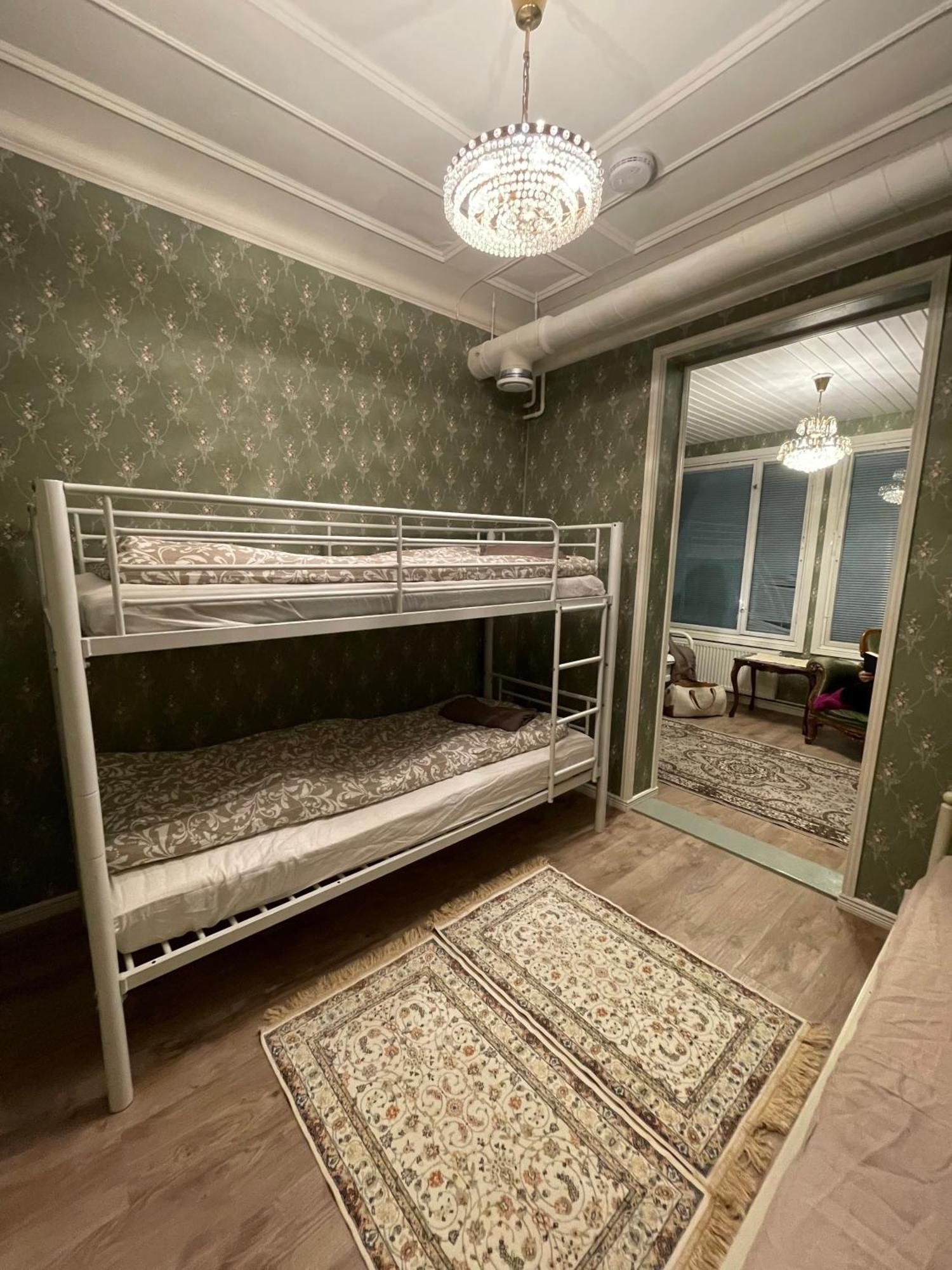 Hostel Cafe Huvila Oulu Zewnętrze zdjęcie