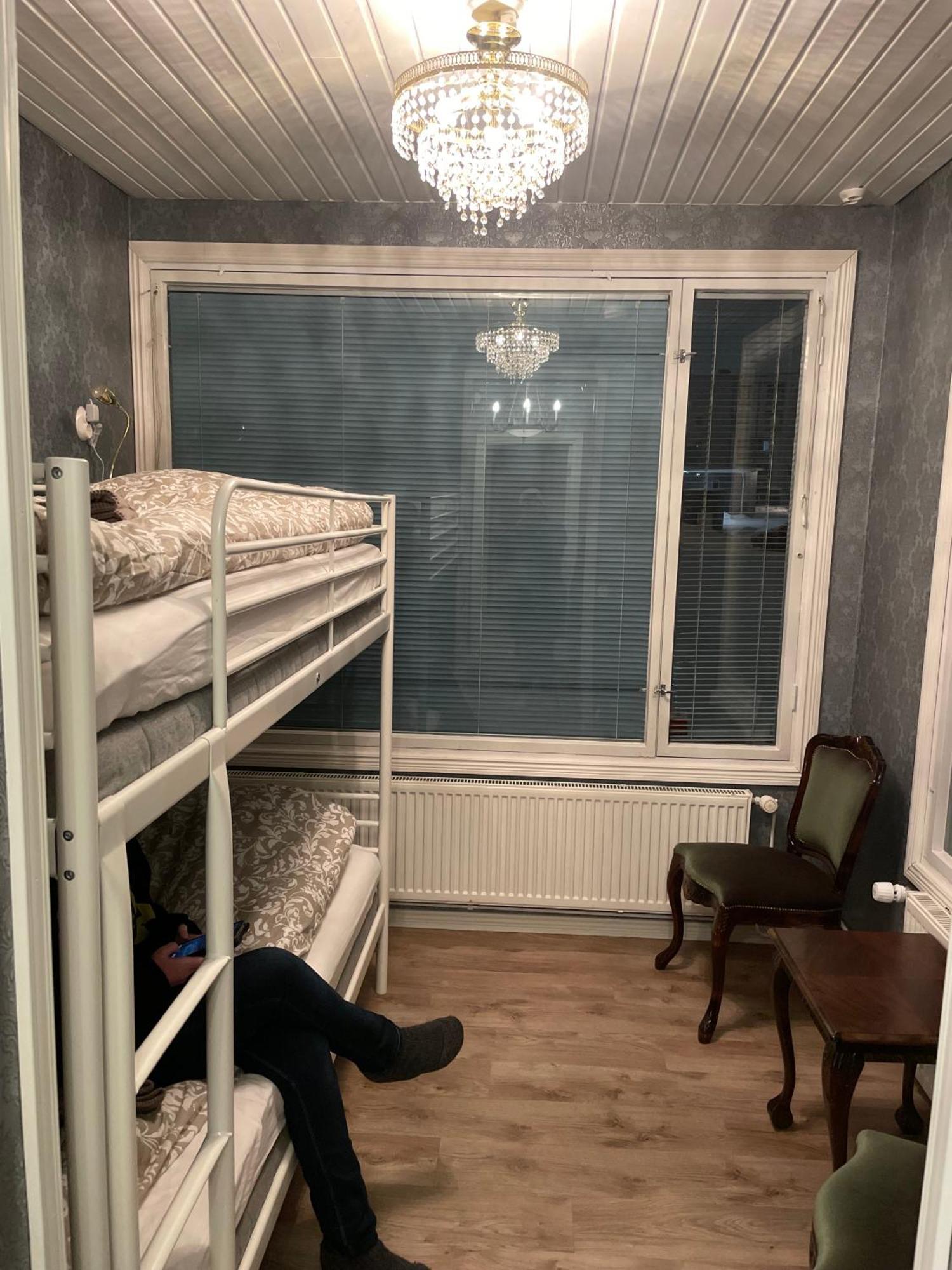Hostel Cafe Huvila Oulu Zewnętrze zdjęcie